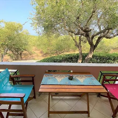 Dionysia Aparthotel Amoudi